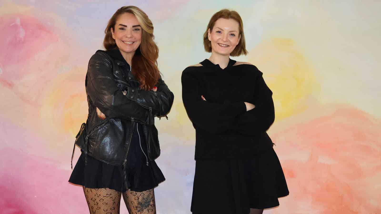 Le 122e épisode de Avec Eylül Aşkın… a reçu Özge Öztimur Musique, moto et nouveau single